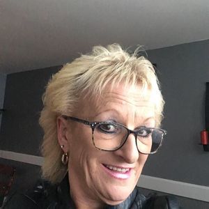 Meet your Posher, Carole